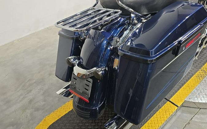 FLTRX 2013 Road Glide® Custom