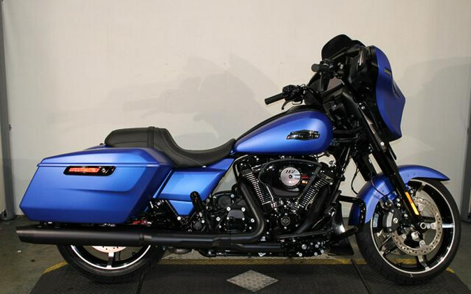 New 2026 Harley-Davidson Street Glide Grand American Touring FLHX Motorcycle For Sale In Miami, Florida