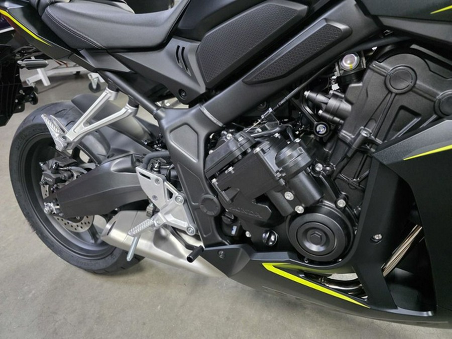 2026 Honda CBR650R E-Clutch E-Clutch