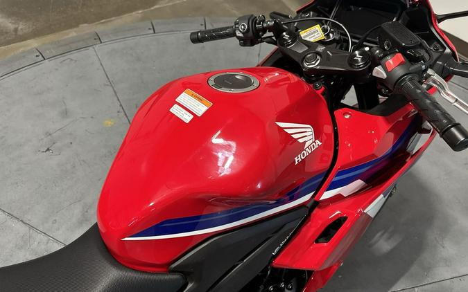 2025 Honda CBR500R ABS