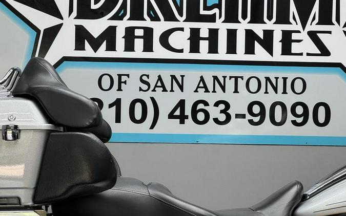 2009 Harley-Davidson® FLTRSE - CVO™ Road Glide®