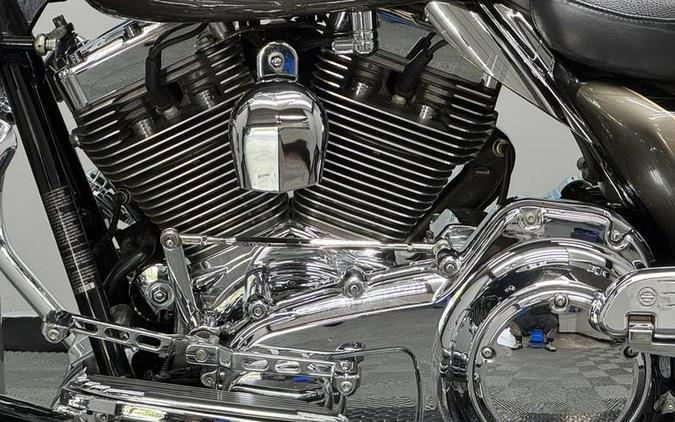 2009 Harley-Davidson® FLTRSE - CVO™ Road Glide®