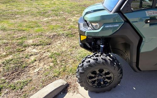 2026 Can-Am Defender DPS CAB HD10