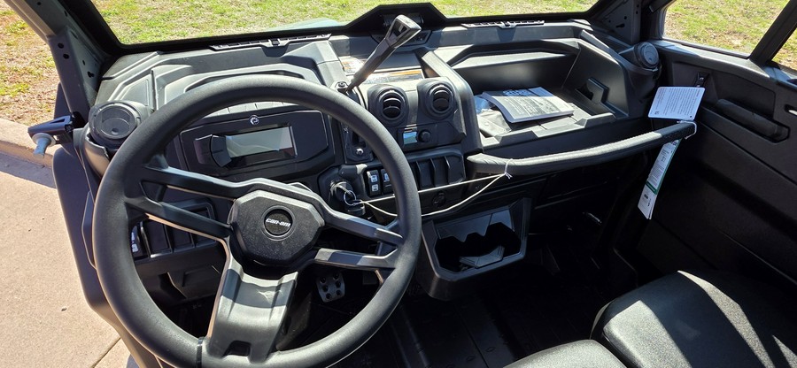 2026 Can-Am Defender DPS CAB HD10