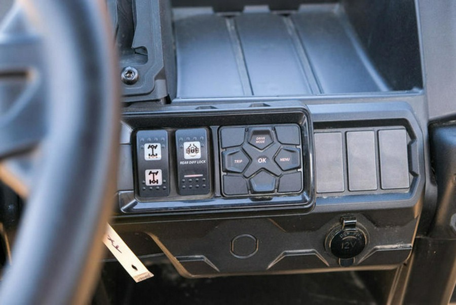 2026 Can-Am Defender XT HD9