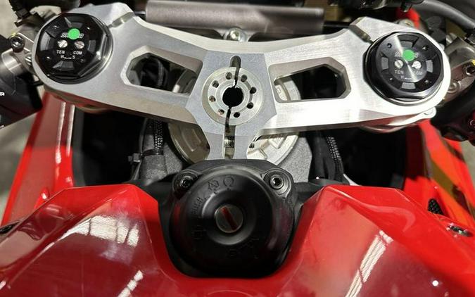 2024 Ducati Panigale V4 Red