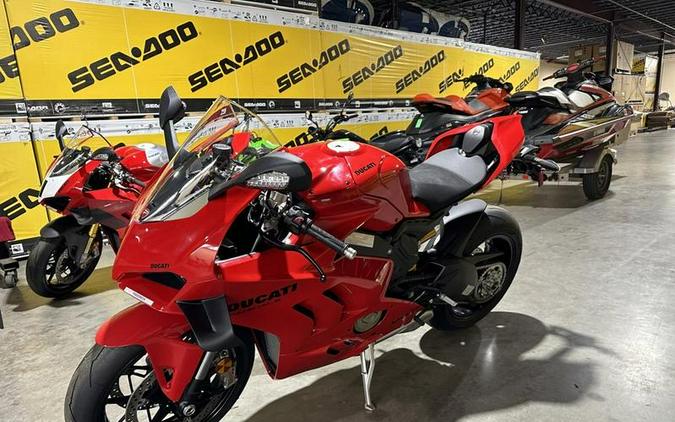 2024 Ducati Panigale V4 Red