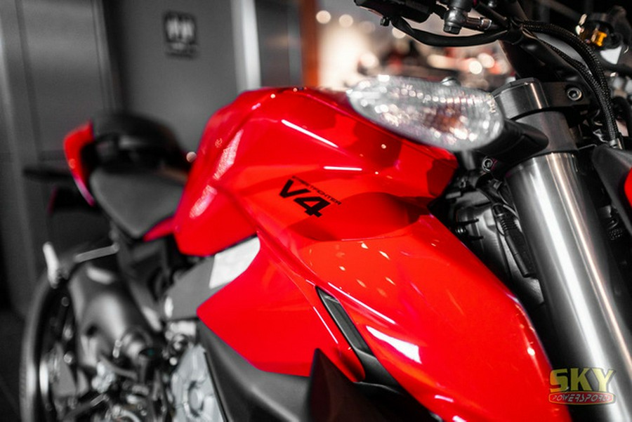 2023 Ducati Streetfighter V4 Ducati Red