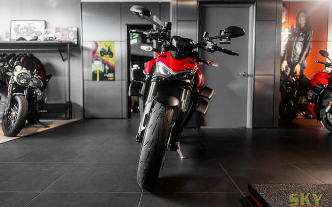 2023 Ducati Streetfighter V4 Ducati Red