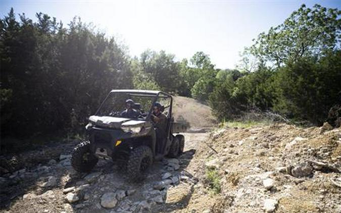 2020 Can-Am Defender 6x6 DPS HD10
