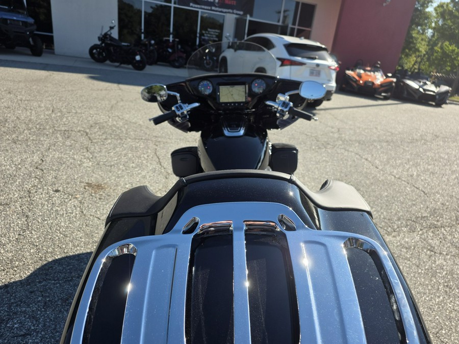 2026 Indian Roadmaster® PowerPlus Limited® with 112