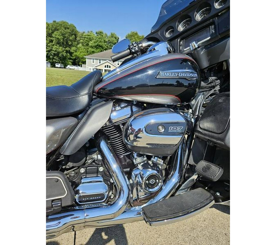 2017 Harley-Davidson® FLHTCU - Electra Glide® Ultra Classic®