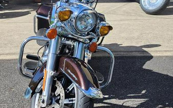 2016 Harley-Davidson® FLHR - Road King®