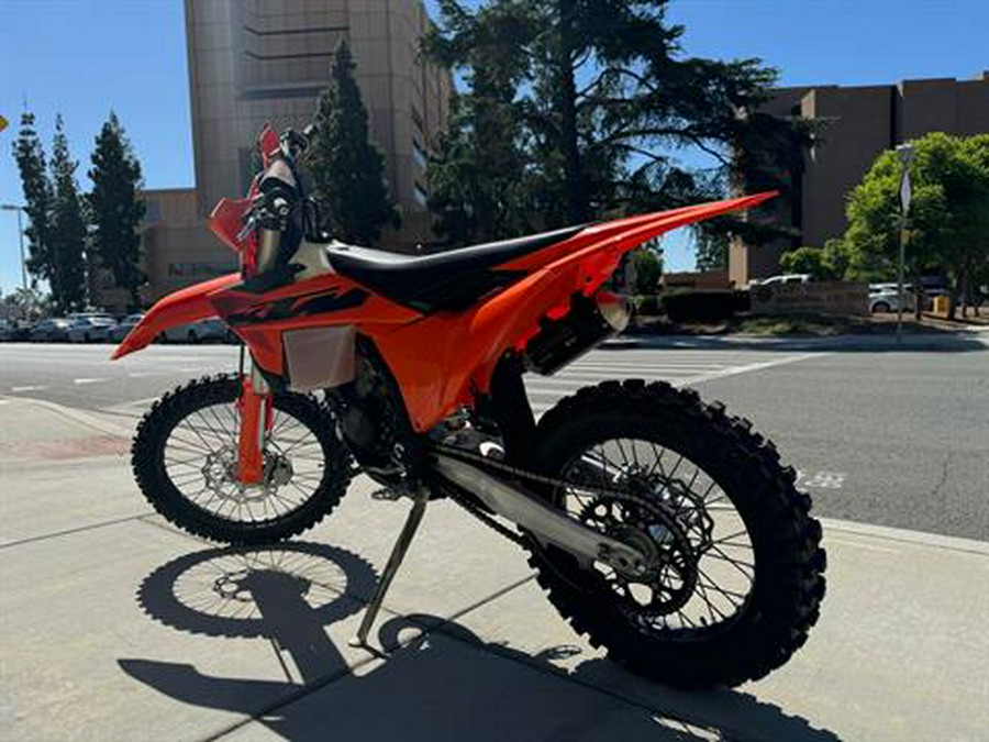 2025 KTM 125 XC