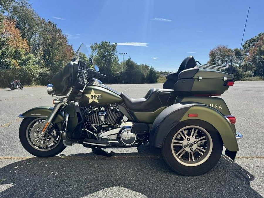 2022 Harley-Davidson® FLHTCUTG - Tri Glide® Ultra