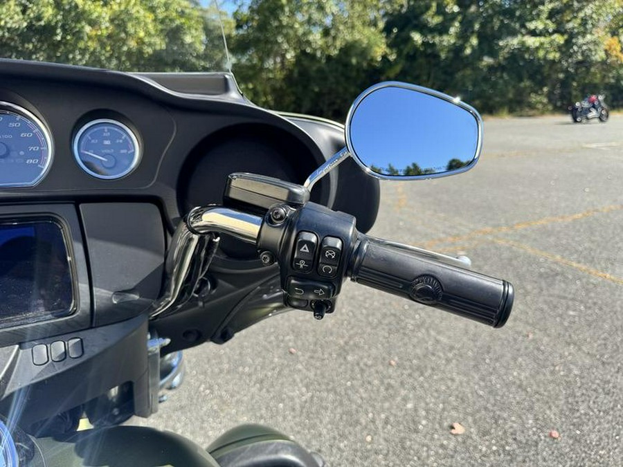 2022 Harley-Davidson® FLHTCUTG - Tri Glide® Ultra