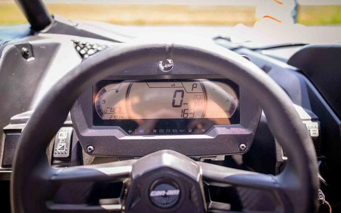 2023 Can-Am® Maverick X3 X ds Turbo RR