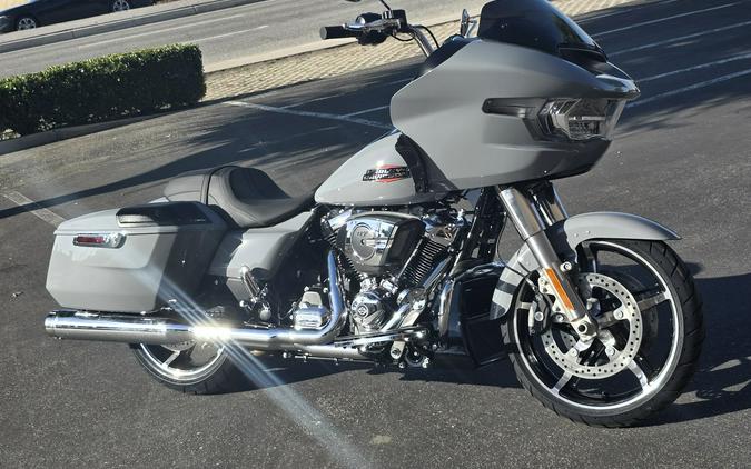 2026 Harley-Davidson® Road Glide® Dark Billiard Gray Chrome Trim