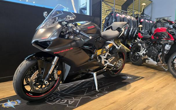 2024 Ducati Panigale V2