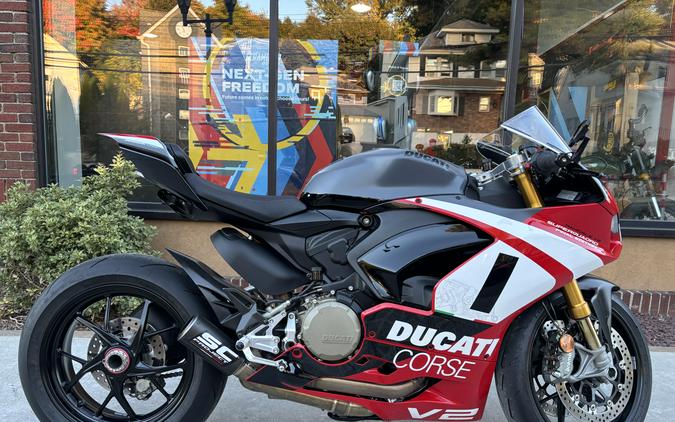 2025 Ducati Panigale V2 Superquadro Final Edition - 3880U