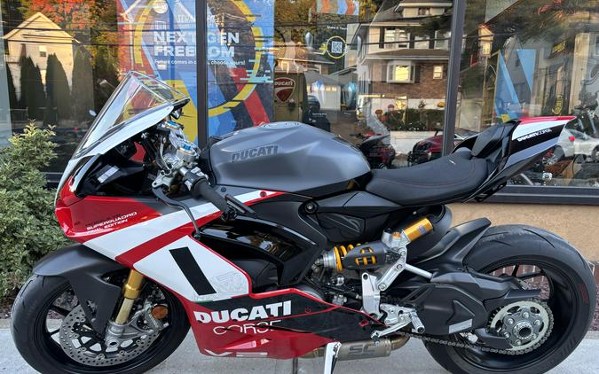 2025 Ducati Panigale V2 Superquadro Final Edition - 3880U