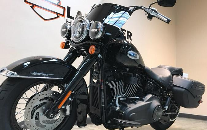 2024 Harley-Davidson Heritage Classic Vivid Black FLHCS