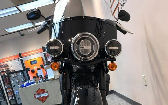 2024 Harley-Davidson Heritage Classic Vivid Black FLHCS