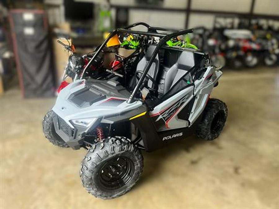 2024 Polaris RZR 200 EFI