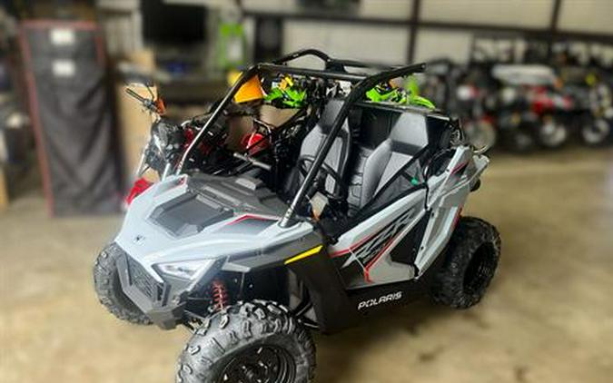 2024 Polaris RZR 200 EFI