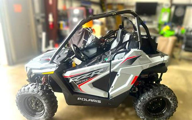 2024 Polaris RZR 200 EFI