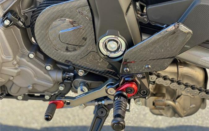 2023 Indian Motorcycle FTR R CARBON