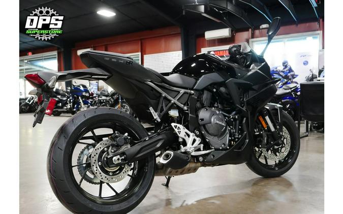 2025 Suzuki GSX-S 8R