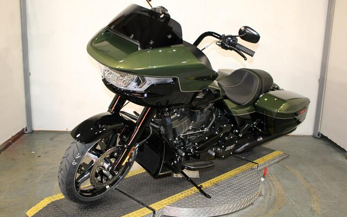 New 2026 Harley-Davidson Road Glide Grand American Touring FLTRX Motorcycle For Sale In Miami, Florida