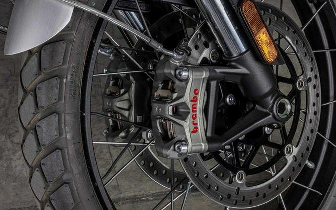 2025 Triumph Scrambler 1200 XE Phantom Black Storm Grey XE