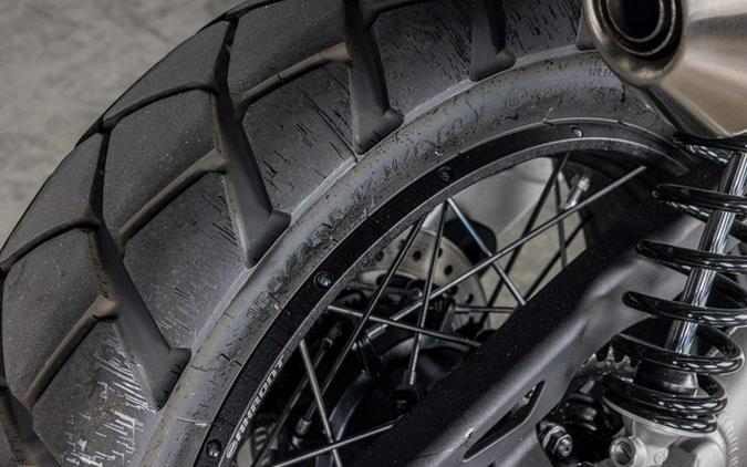 2025 Triumph Scrambler 1200 XE Phantom Black Storm Grey XE