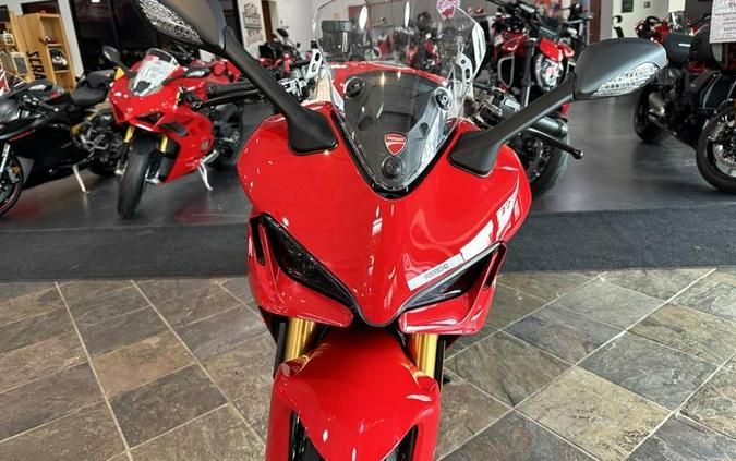 2024 Ducati Supersport 950 S Red