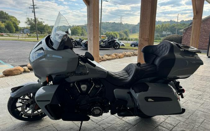 2025 Indian Motorcycle® Roadmaster® PowerPlus 112 Dark Horse® with PowerBand Audio Package