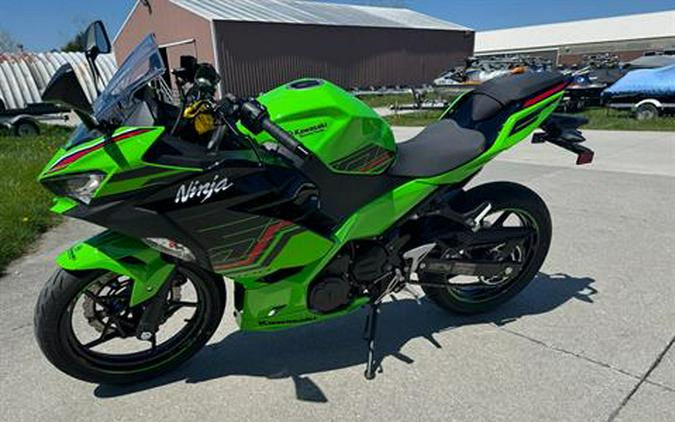 2023 Kawasaki Ninja 400 KRT Edition