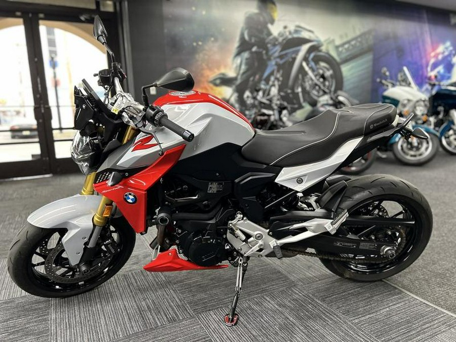 2020 BMW F 900 R Hockenheim Silver Metallic / Racing Red