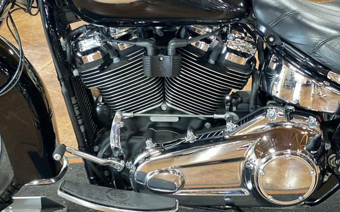 2021 Harley-Davidson FLHC - Heritage Classic