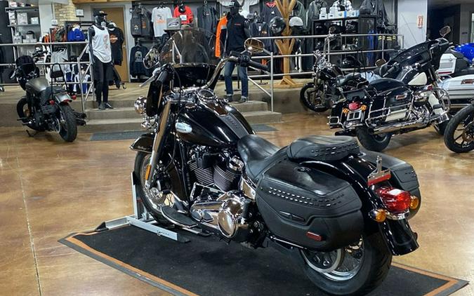 2021 Harley-Davidson FLHC - Heritage Classic