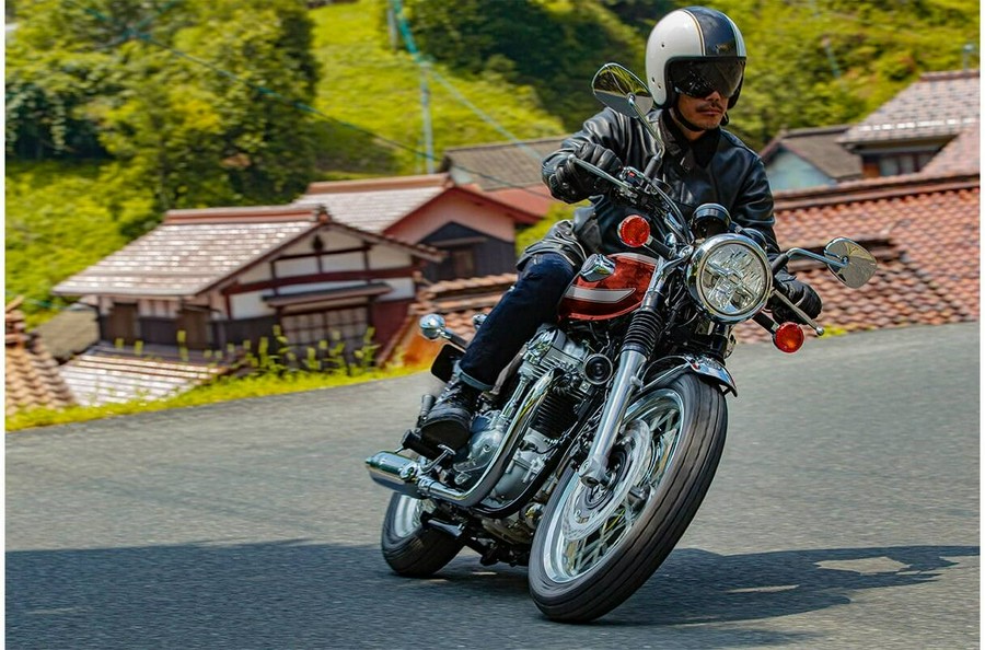 2022 Kawasaki W800