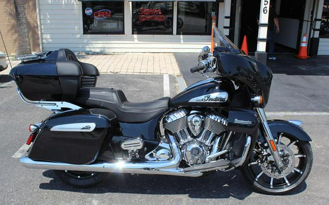 2024 Indian Motorcycle® Roadmaster® Limited with Powerband Audio Package Black Azure Crystal