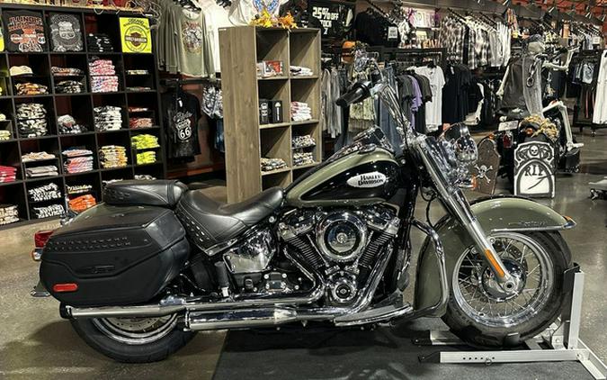 2021 Harley-Davidson FLHC - Heritage Classic