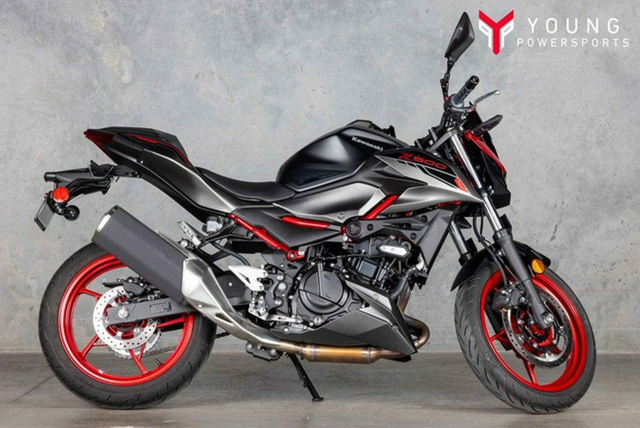 2025 Kawasaki Z500 SE ABS