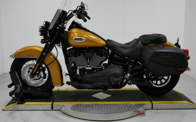 2023 Harley-Davidson® FLHCS - Heritage Classic