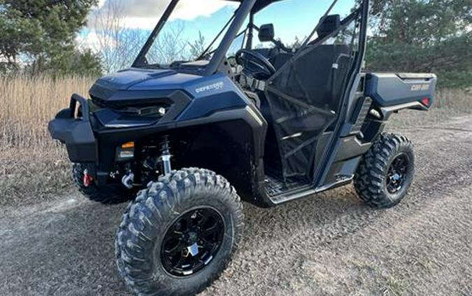 2026 Can-Am Defender XT HD11 with 10.25 in. touchscreen display