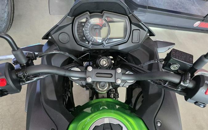 2025 Kawasaki Versys-X 300 ABS