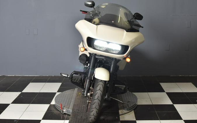 2023 Harley-Davidson Road Glide ST White Sand Pearl FLHTRXST