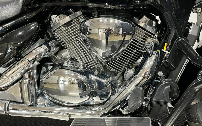 2018 Suzuki Motor of America Inc. Boulevard C90T